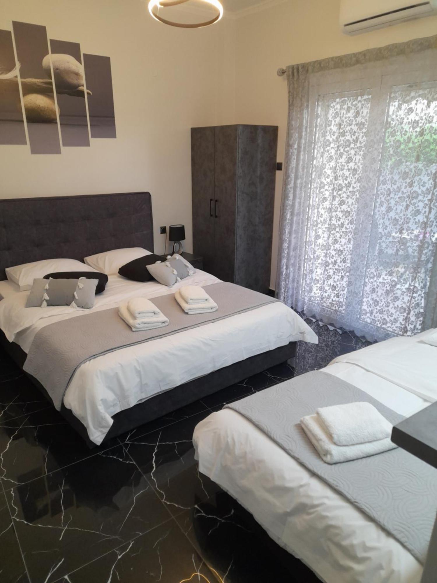 Chris Luxury Studio Giannina Esterno foto